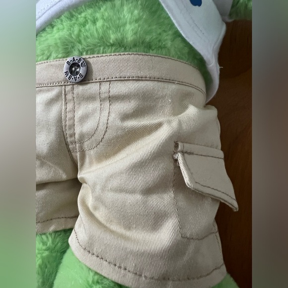 Green Frog Plush Build A Bear Workshop 16" Khaki Cargo Shorts T Shirt Preppy - Picture 13 of 13
